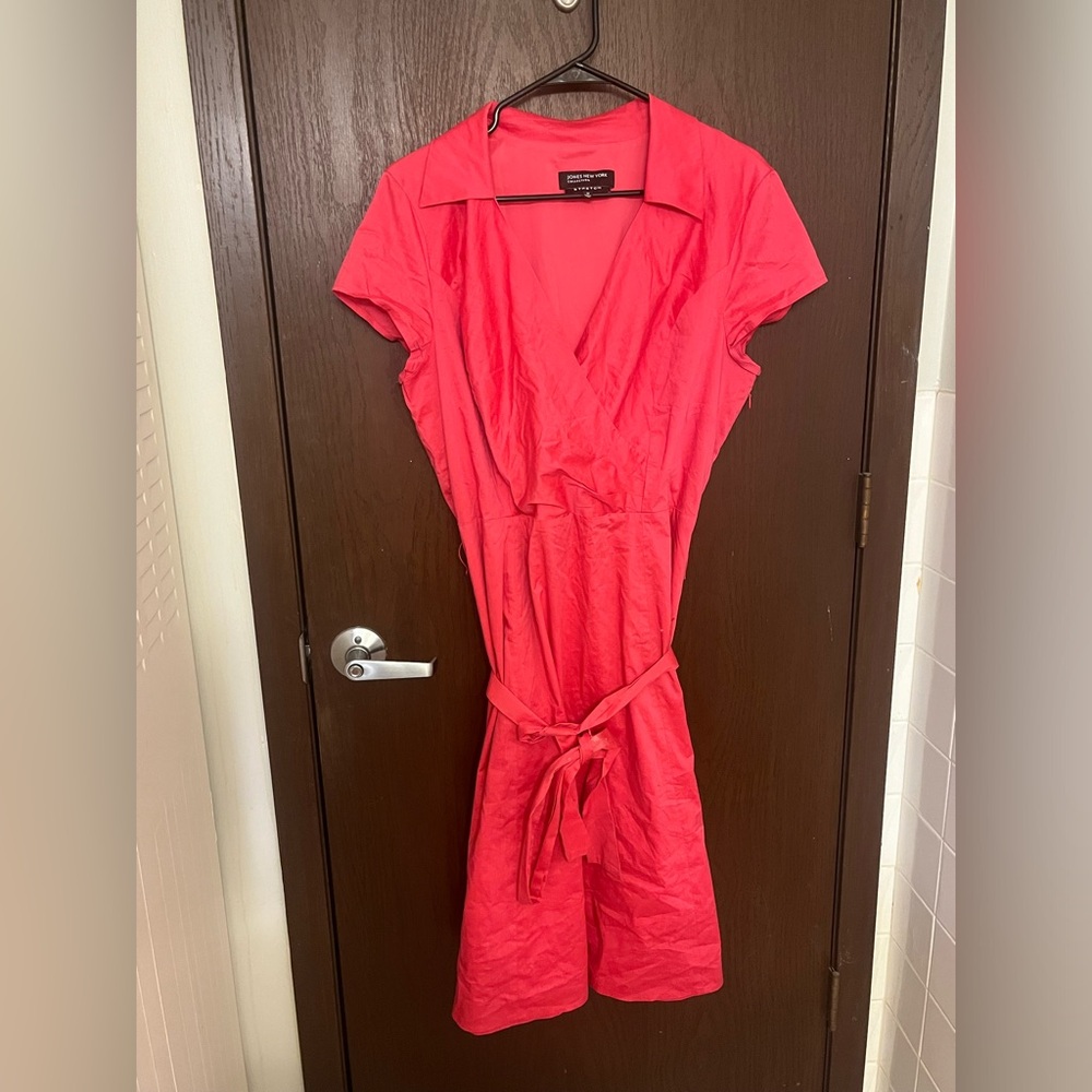 Jones New York stretch fuchsia belted dress